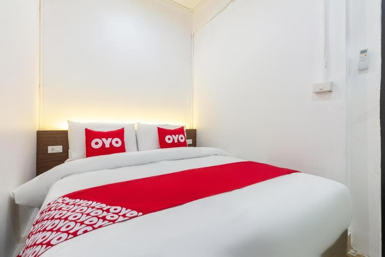 Oyo 75416 Rama3 Sunrise Hostel Бангкок Экстерьер фото